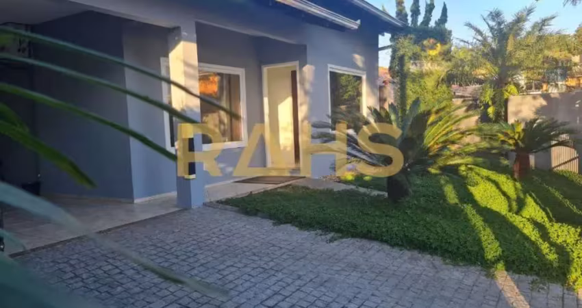 Casa comercial com 7 salas à venda na Rua Iririú, 10, Iririú, Joinville