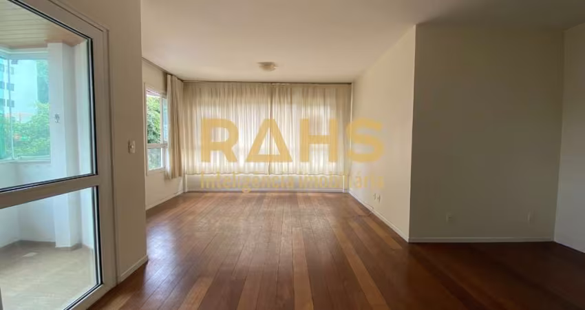 Apartamento à venda no centro de Joinville/SC