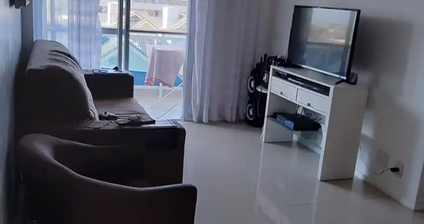 Vendo apartamento no  condomínio onda carioca recreio dos bandeirantes.