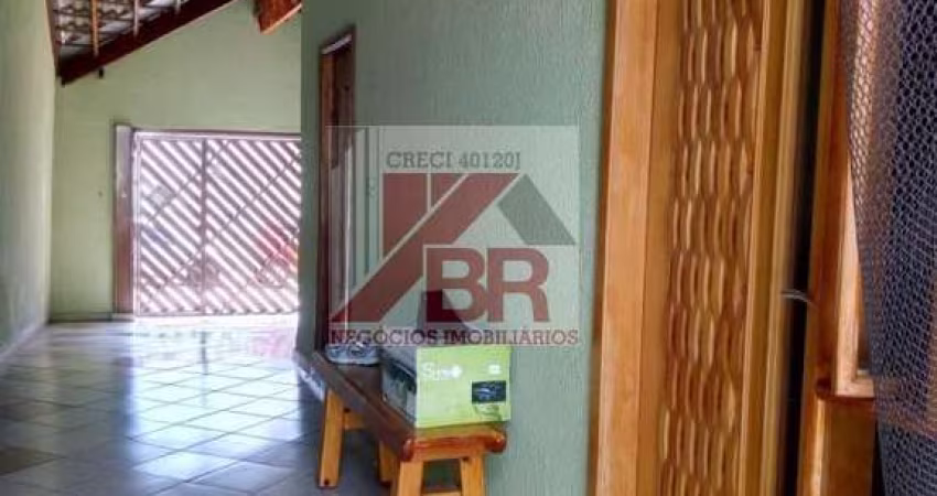 Vendo  Casa com 4 Dormitórios Próxima ao Shopping Oriente