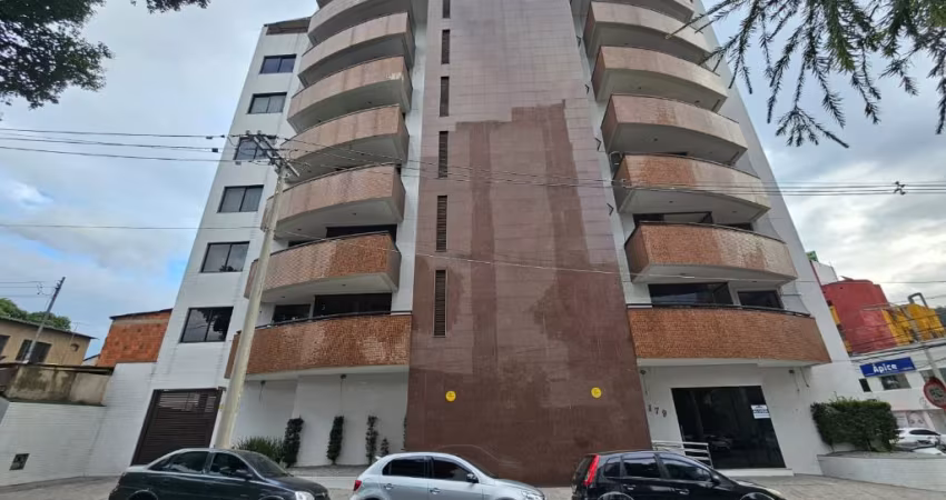 Código 4476 - Aluga Cobertura Duplex, 300m² de área privativa