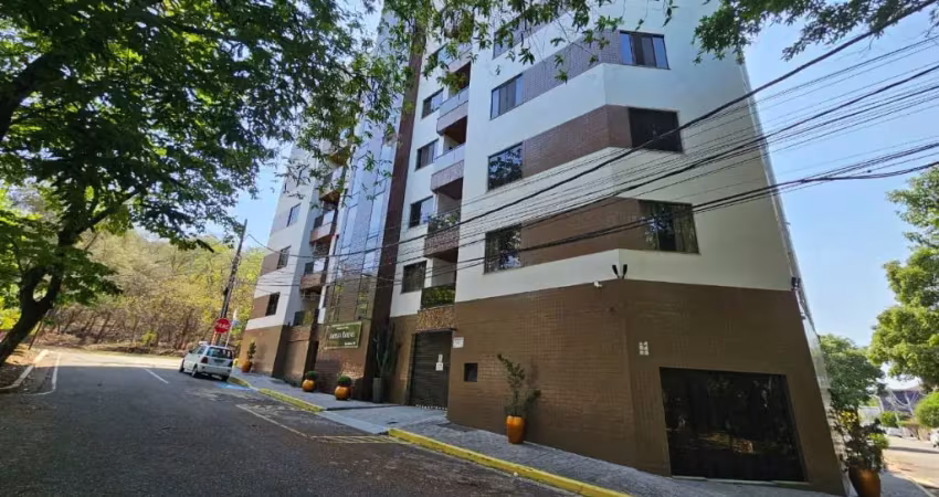 Código 4566 - aluga apartamento na rua imbuia, bairro horto, 03 quartos, sendo 01 suíte com sacada, sala/copa, cozinha com armários, 01 banheiro social, área de serviço, móveis planejados, 02 vagas de
