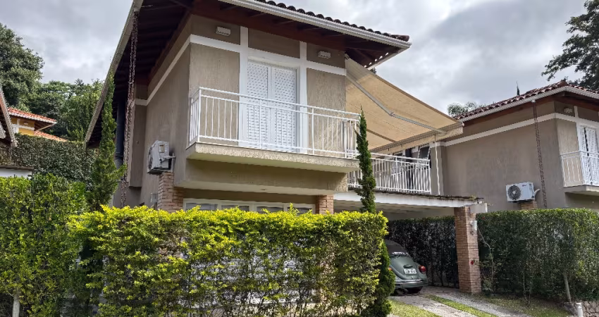 Oportunidade em Nogueira de Volta - Casa em Condomínio.