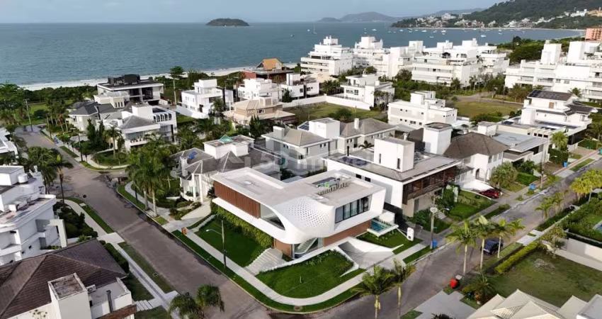Casa 5 Dormitórios – Jurerê – Florianópolis, SC