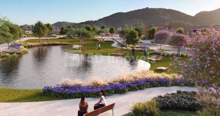 Lote / Terreno com 370m² -  Rio Tavares  -  Florianópolis/SC