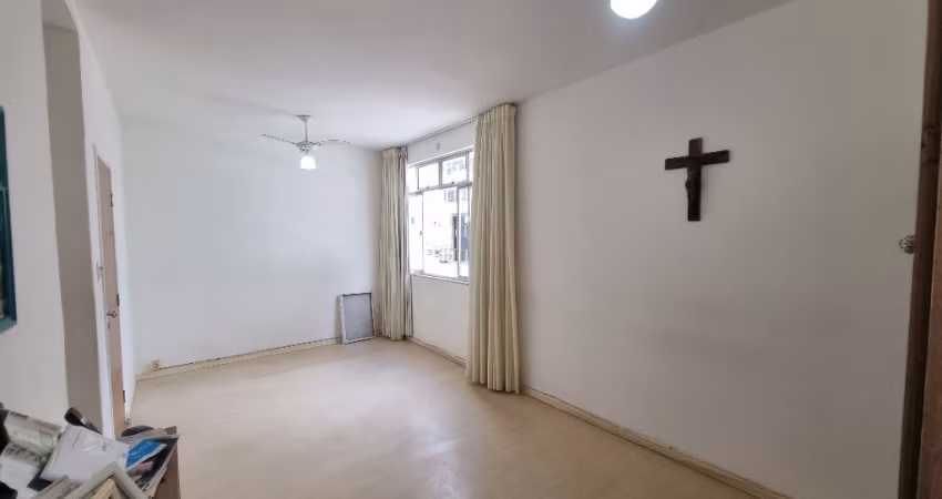 APTO VENDA PITUBA 2 quartos + Dependência 84m²