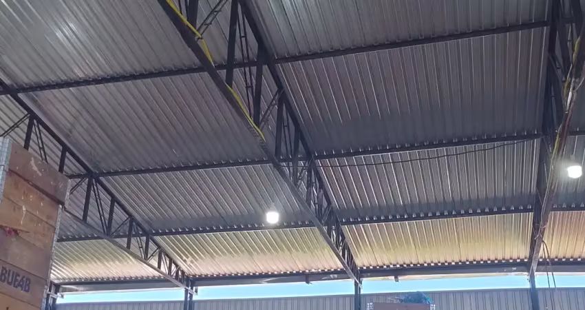 Barracão novo alugo em são josé dos pinhais, bairro contenda .