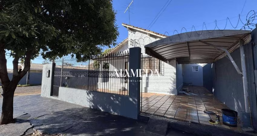 Casa com 2 Quartos sendo 1 Suíte ao Lado da Avenida Duque de Caxias para alugar, 110 m² por R$ 2.000/mês - Jardim Europa - Londrina/PR