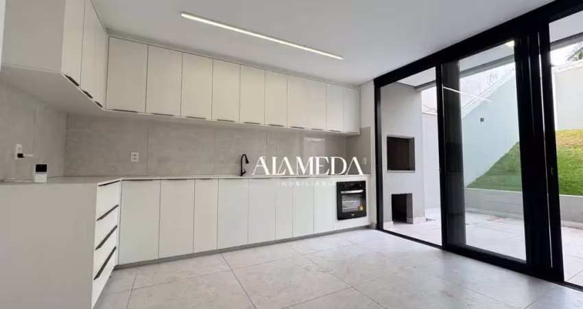 Casa com 3 quartos sendo 1 suíte com churrasqueira para alugar, 140 m² por r$ 3.900/mês - portal de versalhes 1 - londrina/pr