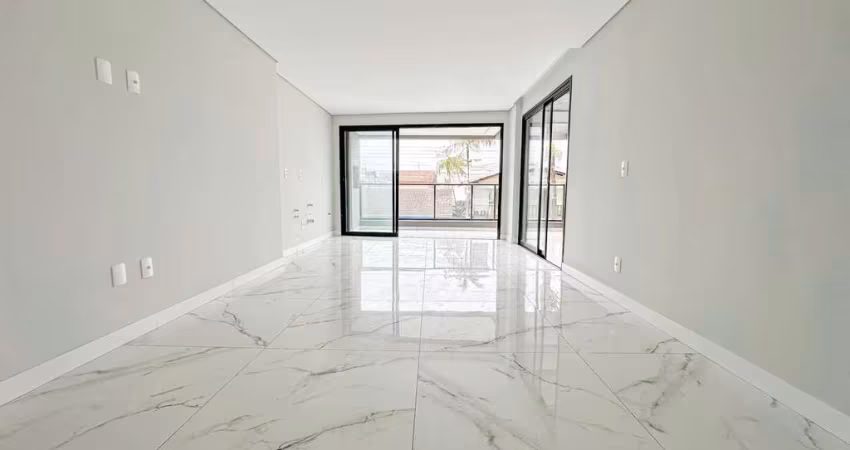 Apartamento com 3 dormitórios à venda, 99 m² por R$ 1.090.000,00 - Centro - Balneário Piçarras/SC