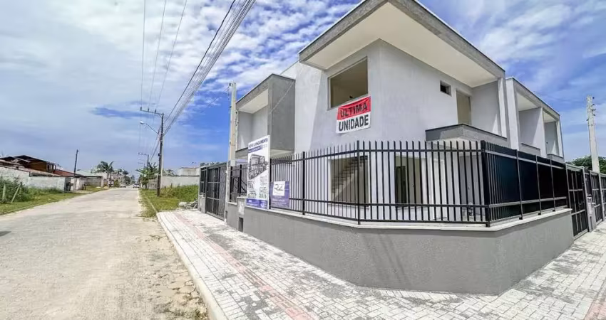Sobrado com 2 dormitórios à venda, 77 m² por R$ 441.000,00 - Itacolomi - Balneário Piçarras/SC
