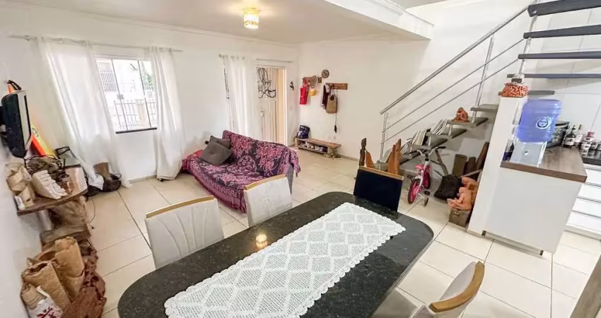 Sobrado com 2 dormitórios à venda, 99 m² por r$ 650.000,00 - itacolomi - balneário piçarras/sc