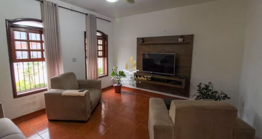 Casa com edícula no coração do Jd. Leocadia ZL Sorocaba SP