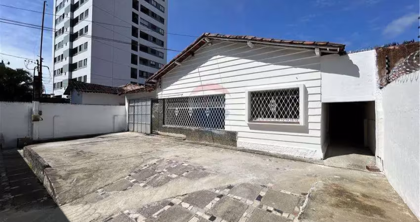 Casa ampla para aluguel comercial na Encruzilhada (taxas inclusas)