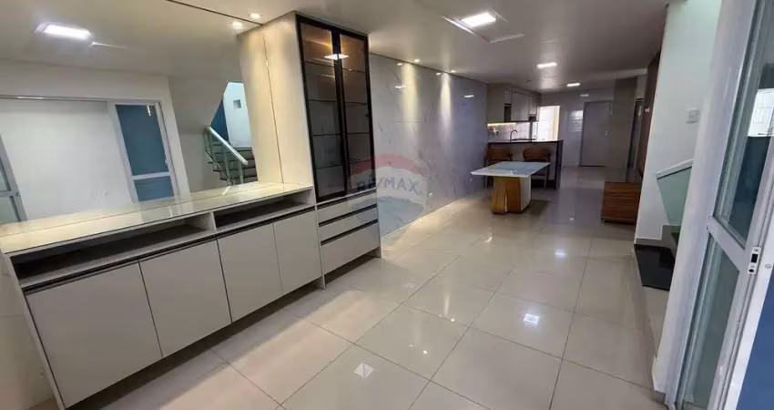 Casa Duplex a venda com 4 Quartos no Engenho do Meio - com energia solar