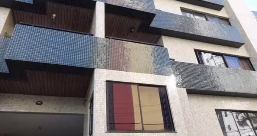 Apartamento 3/4 no Costa Azul