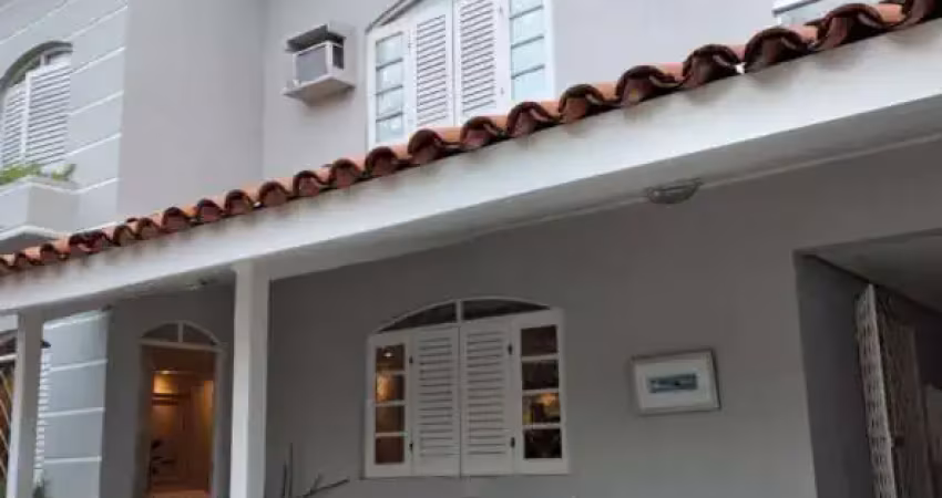 Casa 3/4 no Caminho das Árvores