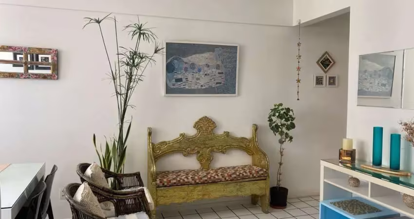 Apartamento 2 /4 com Dependência completa Imbuí