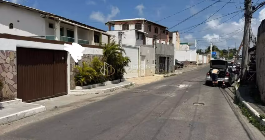 Casa solta à venda com 3quartos sendo 2suites tem 180m2, 5 vagas em ipitanga - lauro de freitas - ba