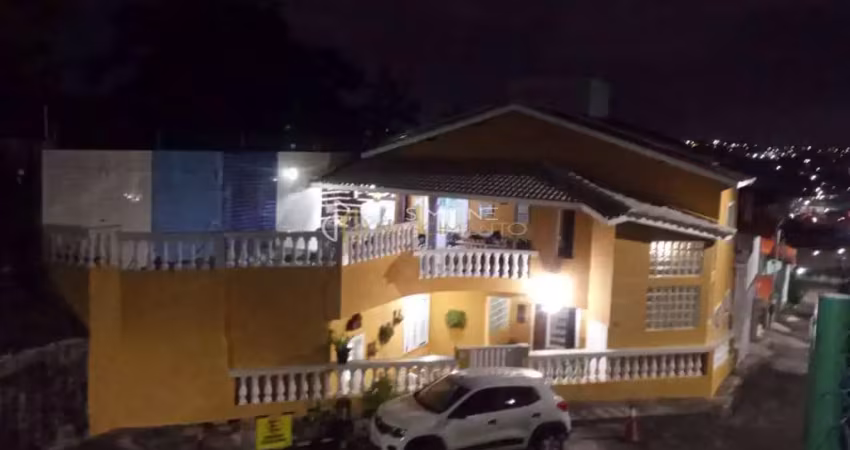 Casa condomínio à venda  com 4quartos sendo 2suites tem 204m2, em são cristóvão - salvador - ba