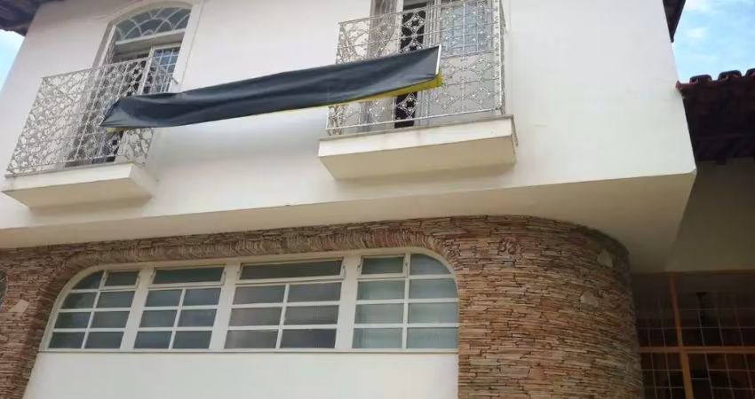 Casa com 4 quartos à venda em Belo Horizonte