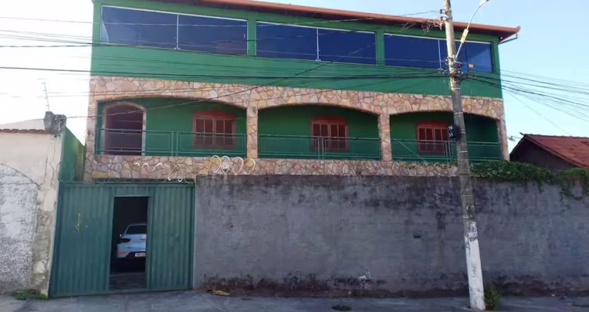 Casa com 4 quartos à venda na Rua Goiás, São Caetano, Betim
