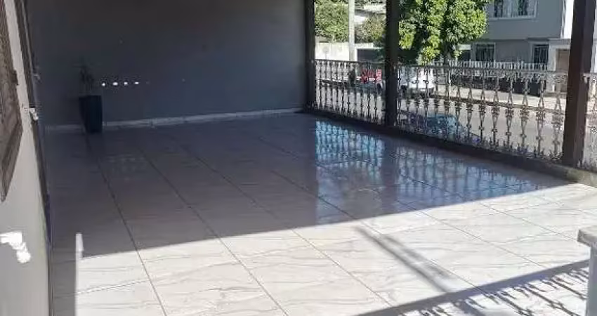 Casa com 3 quartos à venda na Rua  José Alves, Centro, Curvelo
