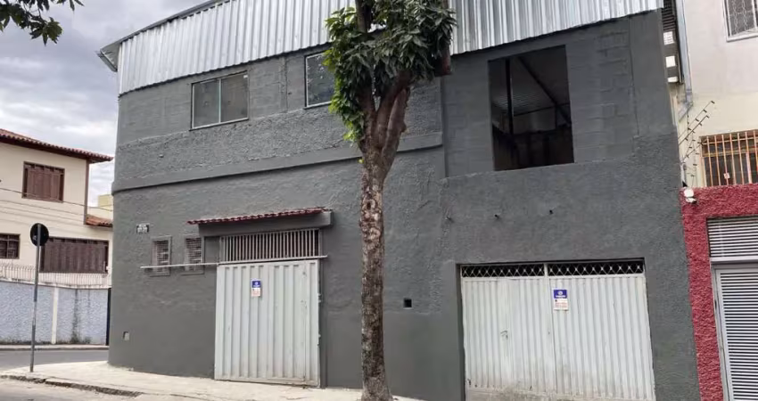 Casa com 3 quartos à venda na Rua Tuiuti, Padre Eustáquio, Belo Horizonte