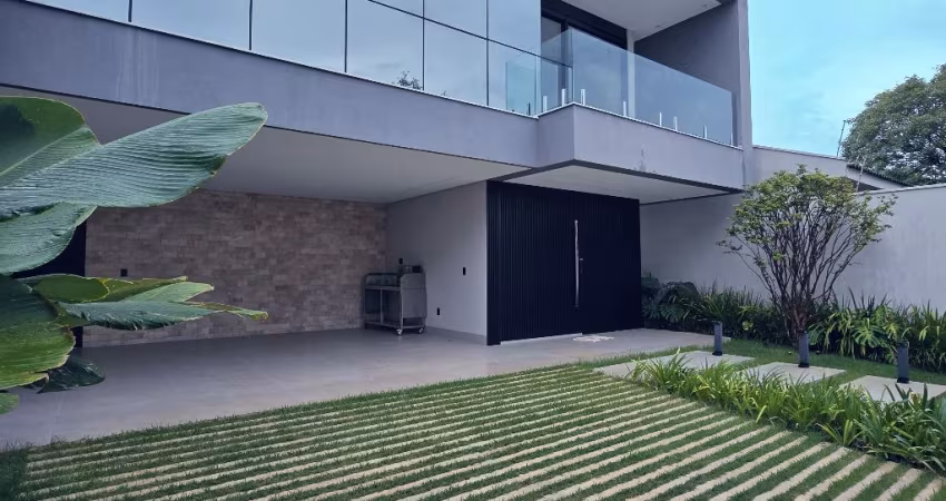 Sobrado impecável no melhor bairro da zona sul