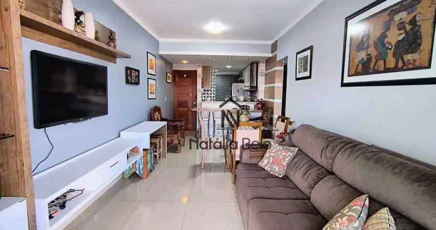 Apartamento com varanda gourmet a 100m da praia do bosque - porteira fechada.