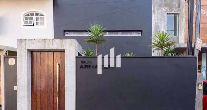 Sobrado à venda, 220 m² por R$ 3.900.000,00 - Vila Nova Conceição - São Paulo/SP