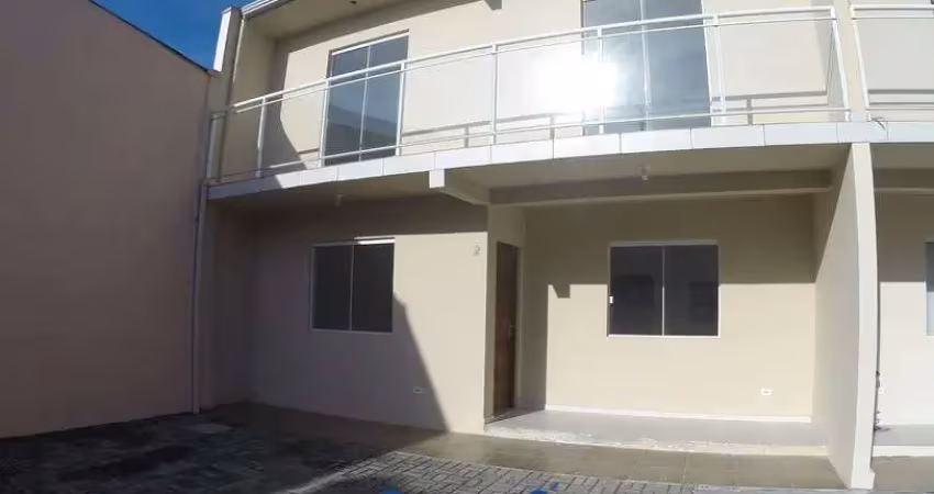 Sobrado faixa mar em condomínio