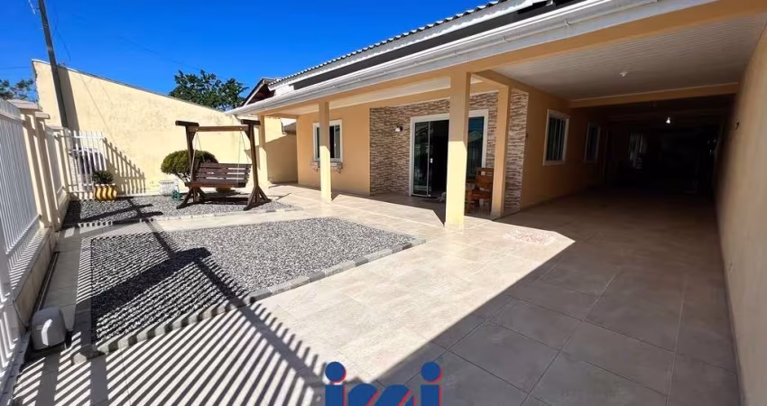 Casa 3 quartos em Guaratuba