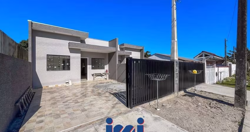 Casa com suíte à venda em Santa Terezinha