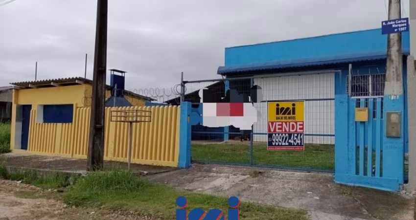 Barracão comercial e sobrado em Guaratuba