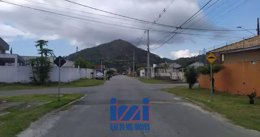 Apartamento com 2 quartos Matinhos - PR.