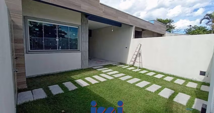 Casa com 3 quartos e piscina no Balneário Nereidas