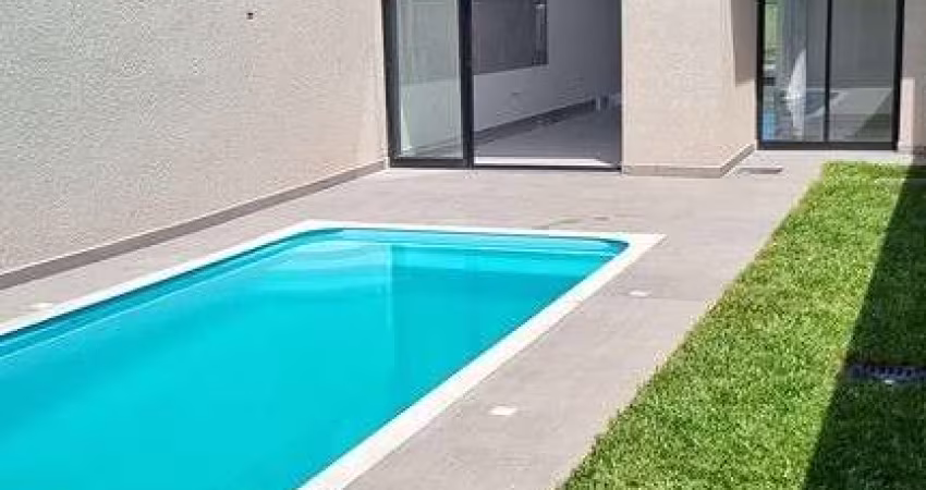 Casa alto padrão a venda em Guaratuba