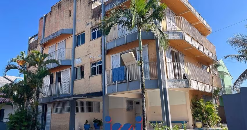 Apartamento na quadra do mar em Ipanema à venda