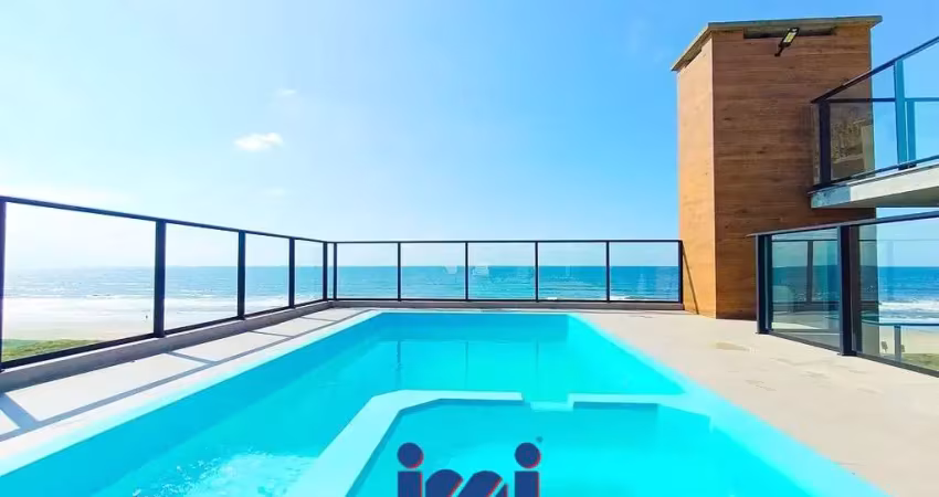 Apartamento com 3 quartos frente mar Matinhos