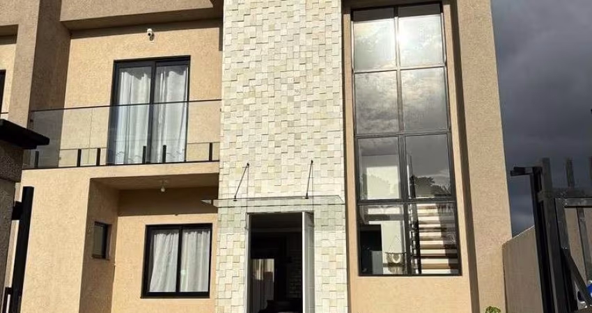 Sobrado a venda no Coroados alto padrão c/ piscina