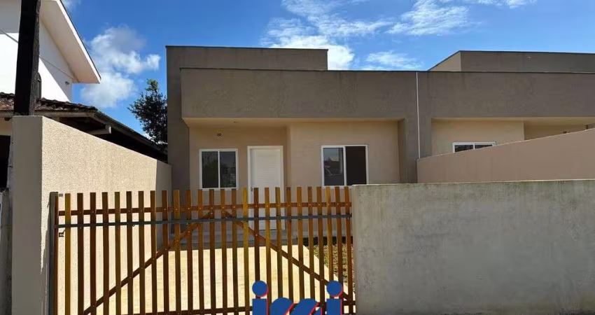 Casa a venda com piscina coroados proximo ao mar