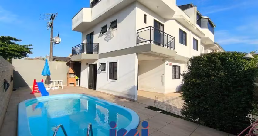 Casa com 5 quartos à venda no Brejatuba, Guaratuba 