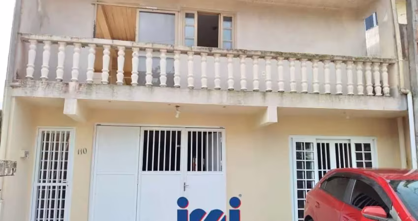Sobrado comercial em avenida de Guaratuba