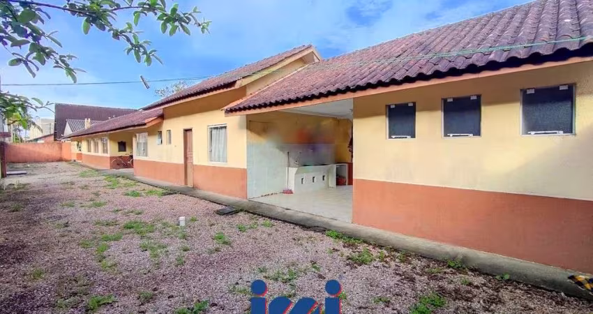 Camping Guaratuba com amplo terreno 1.560m²