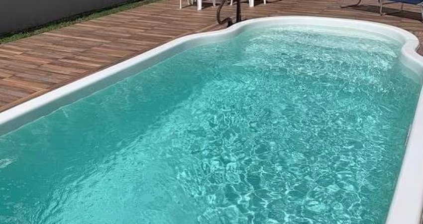 Sobrado com piscina 100 metros do mar Atami