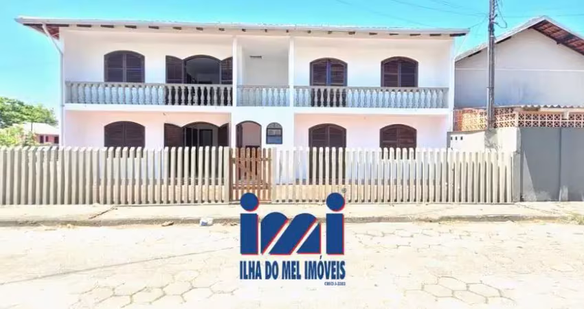 Apartamentos na faixa do mar Ipanema