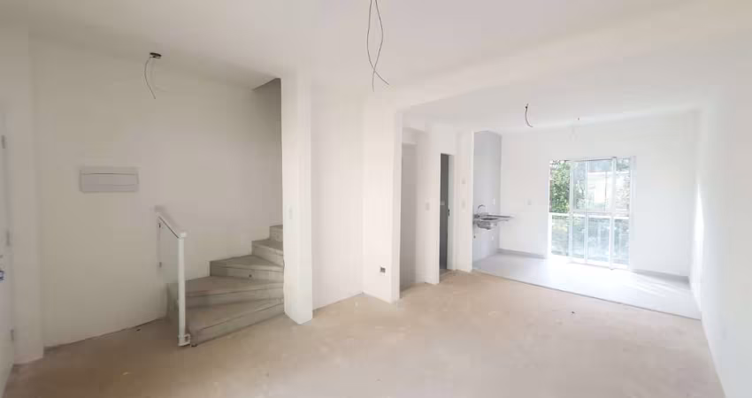 Casa em Condomínio: 3 quartos, 1 suíte, 1 sala, 2 vagas de garagem em Cotia-SP, Jardim Ipês - 100m² de área.