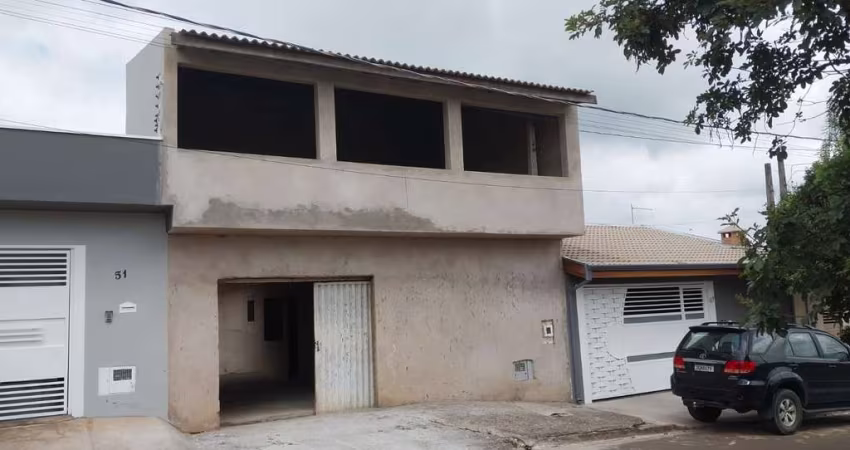 Sobrado com 4 dormitórios à venda, 334 m² por R$ 420.000,00 - Jardim Dos Lagos - Elias Fausto/SP