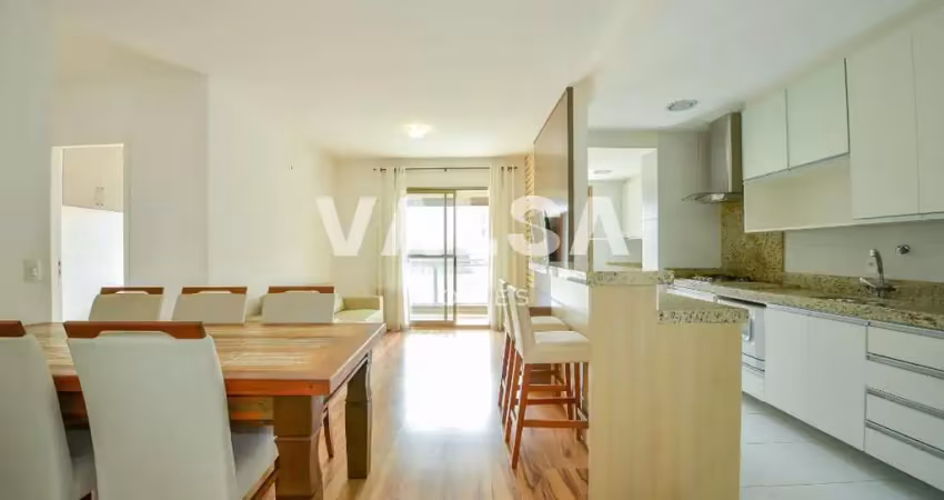 Excelente apartamento mobiliado de 2 quartos em condomínio clube no melhor do Champagnat!
